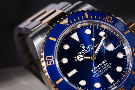 why does rolex bezel rotate|rolex rotating bezel models.